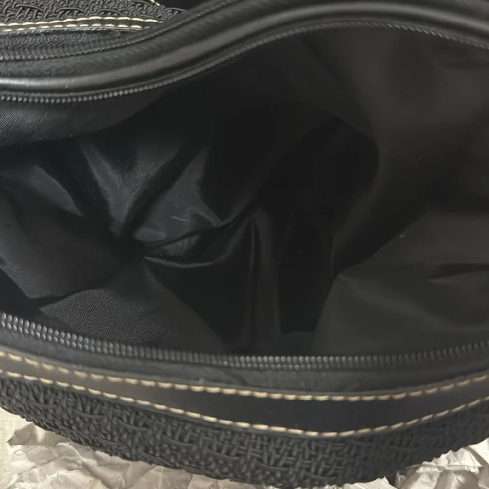 Black Weave Women's Shoulder Bag